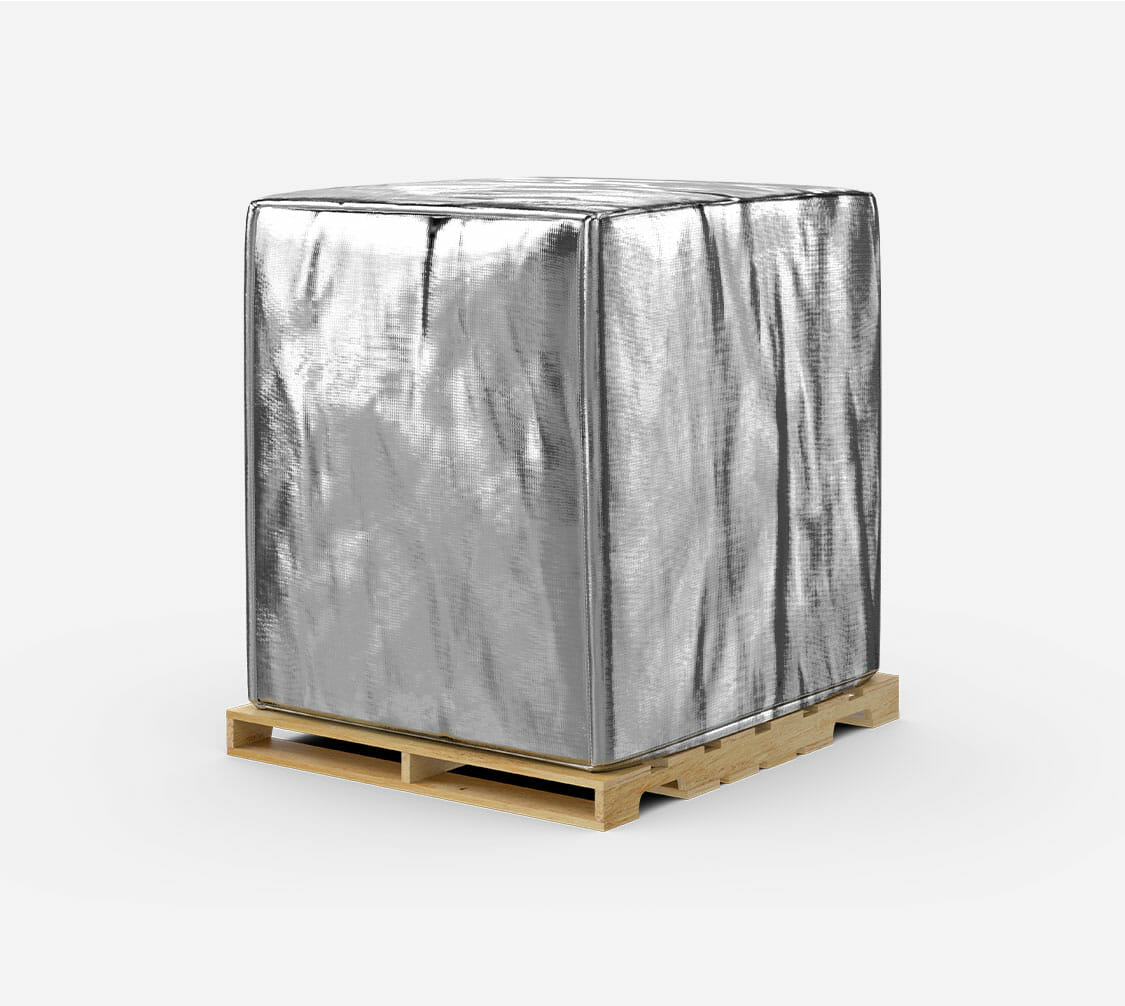 Reference insulated pallet cover showing full-load coverage